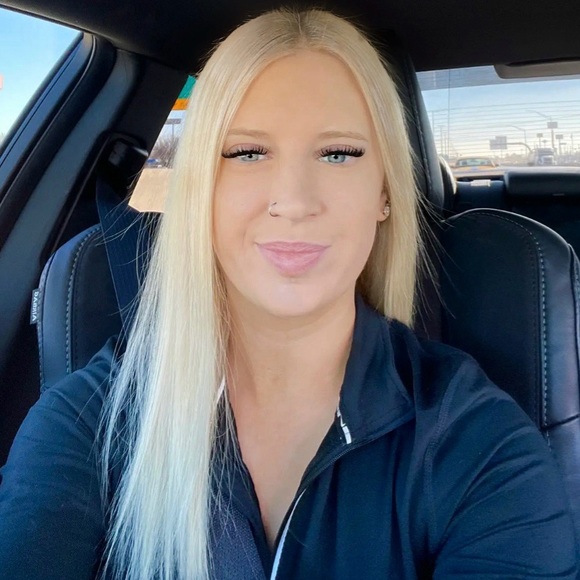 Meet your Posher, Sydney - Picture 1 of 1